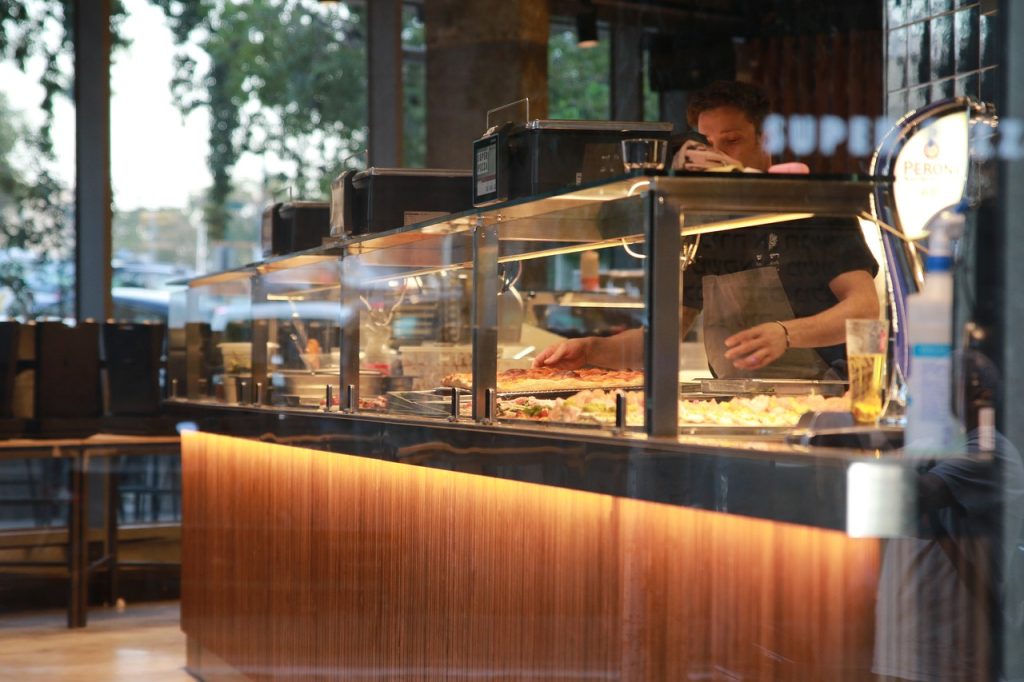10 Best Restaurants in Canggu for Amazing Food and Vibes